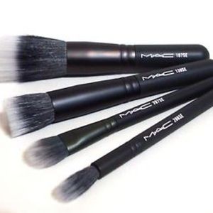 Mac Duo Fibre Mineralized Brush Set